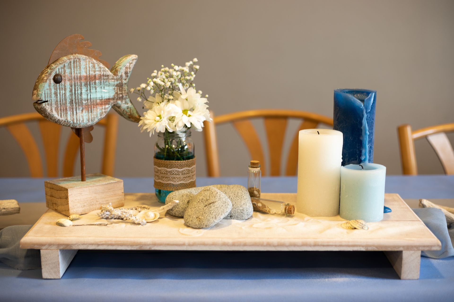 Tisch-Dekoration für Kommunion