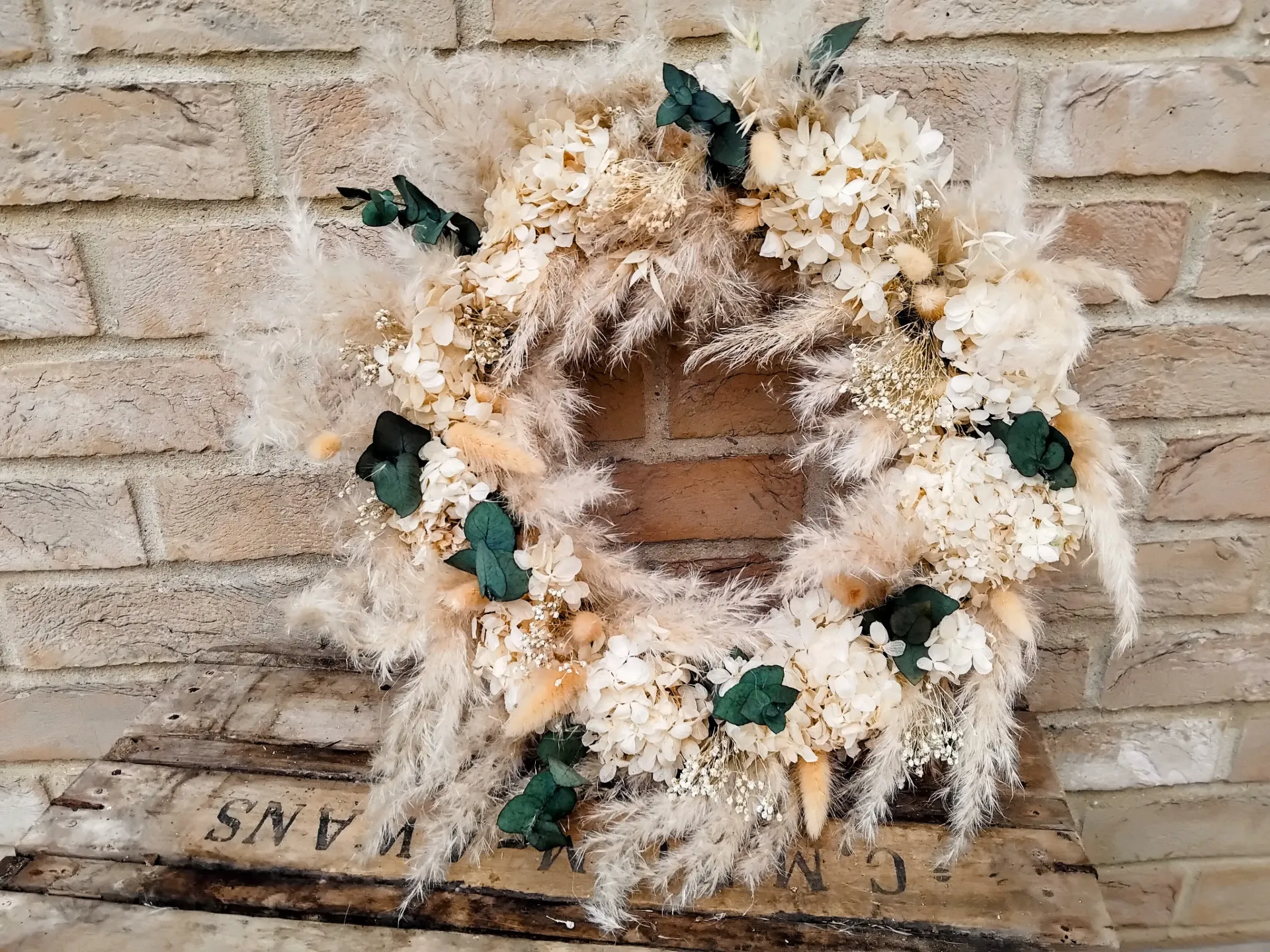 Couronne florale composée de fleurs naturelles – parfaite comme centre de table (Lot de 5)